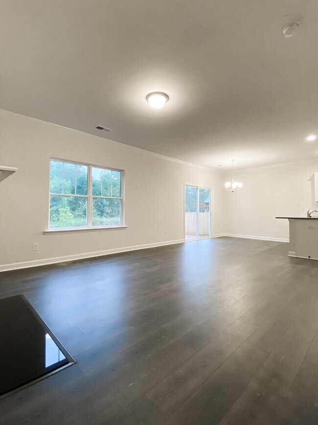 Foto del edificio - 4936 Rockwood Rd