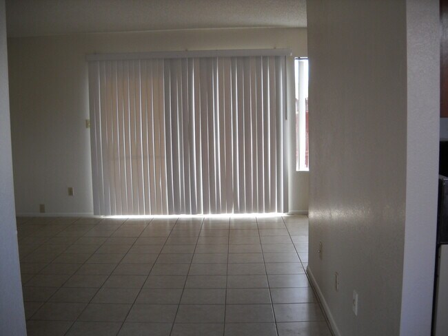 Building Photo - 2BR/1BA 827 sq.ft. rental in Sierra Vista, AZ