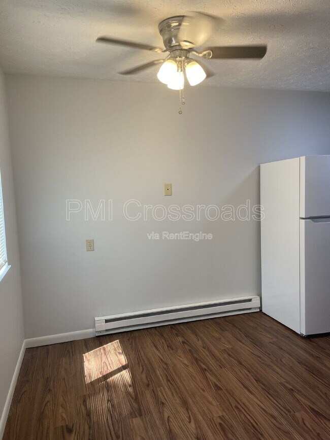 Foto del edificio - 1808 Whipple Ave NW