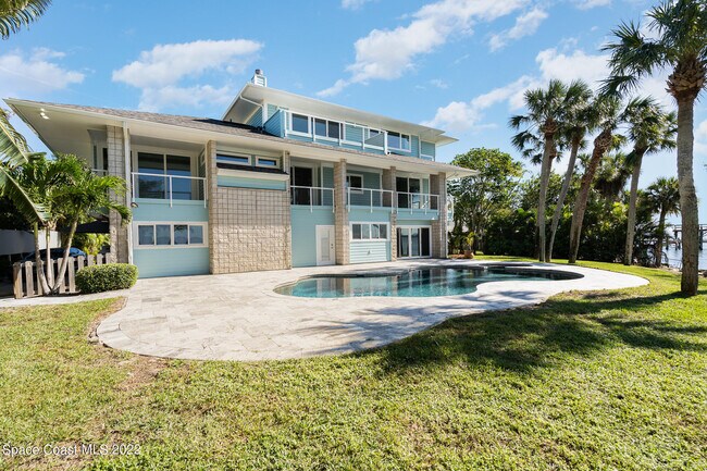 Foto del edificio - 400 Richards Rd