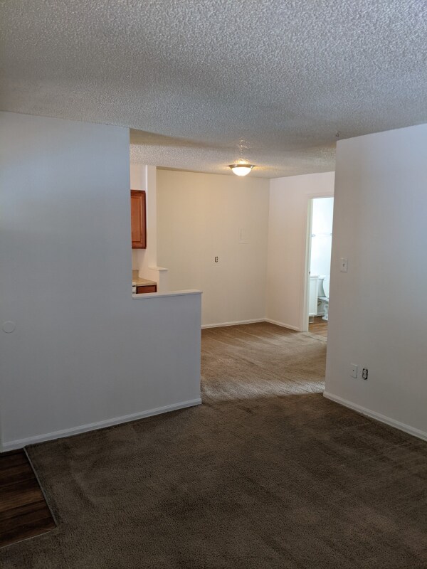 3347 W Bijou St Unit 7, Colorado Springs, CO 80904 Room for Rent in