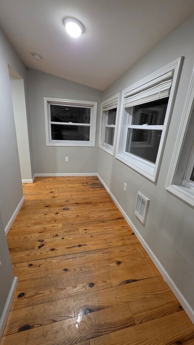 Foto del edificio - 23 North Rd