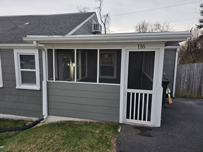 Foto del edificio - 116 Sixth Ave