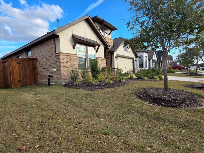 Foto del edificio - 13810 San Pasqual Pointe Dr