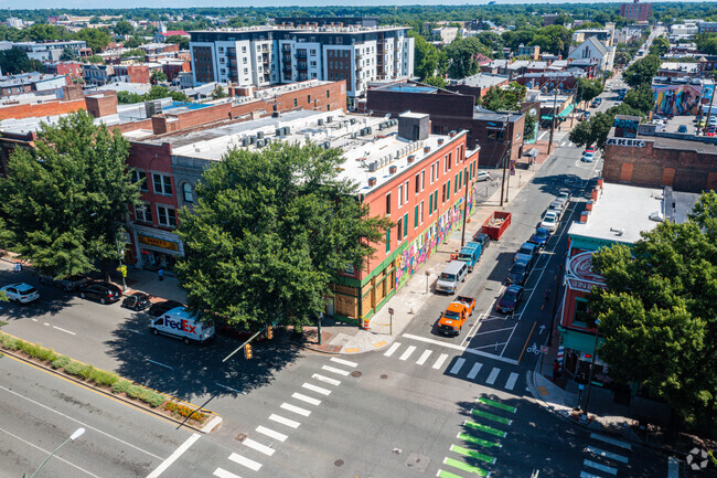 Building Photo - 24 E Broad St