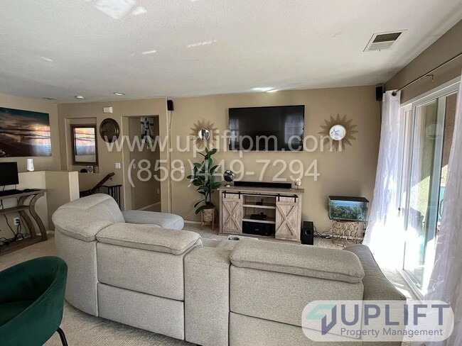 Foto del edificio - Charming 2-Bedroom Condo in Otay Ranch – P...