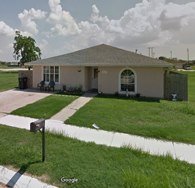 Building Photo - 8520 Benjamin Dr