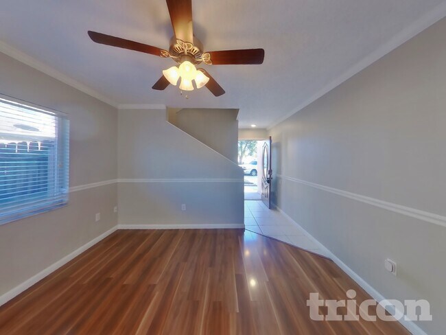 Foto del edificio - 417 Abigail Rd