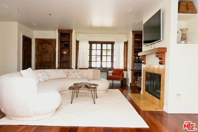 Foto del edificio - 4224 Beethoven St