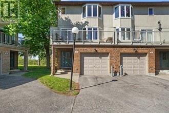 Building Photo - 34 Huntview Private