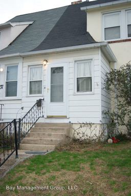 Primary Photo - 35 Kinship Rd