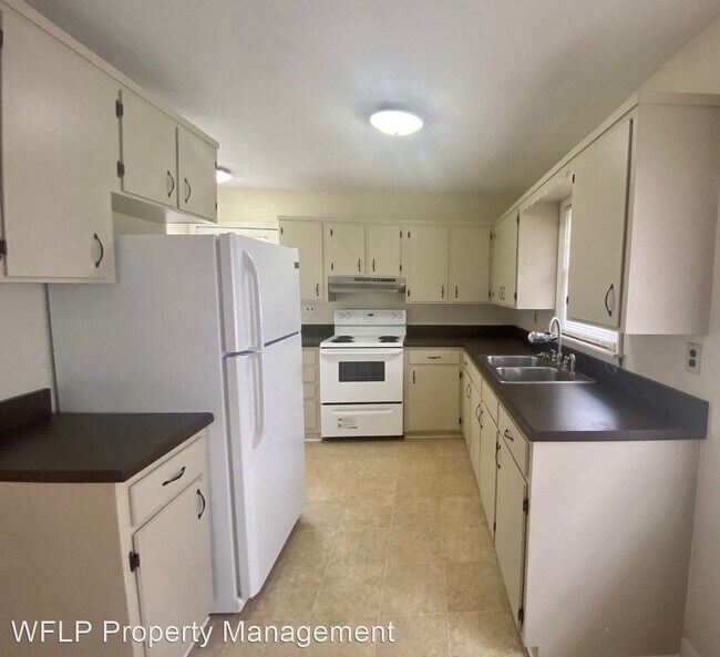 Foto del edificio - 3 br, 1 bath House - 356 Toytown Rd.