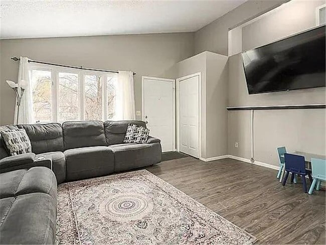 Building Photo - 1068 122nd Ave NW