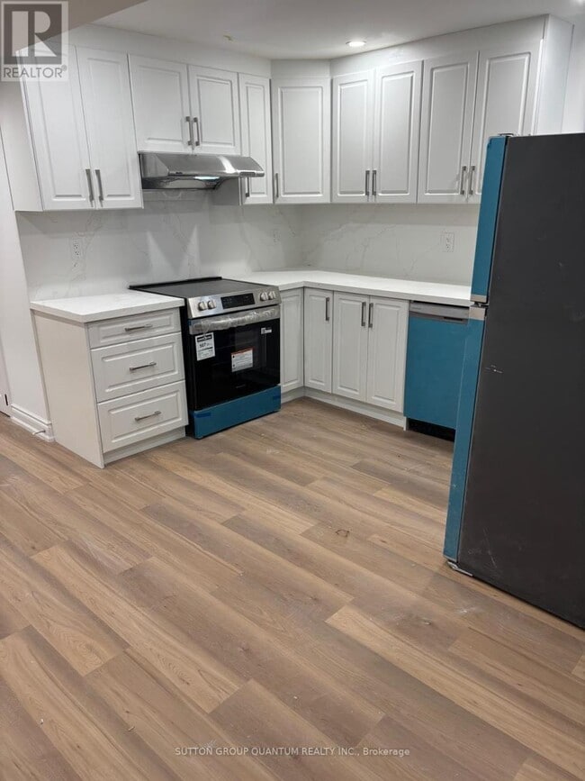 Building Photo - 25 Clearfield Dr