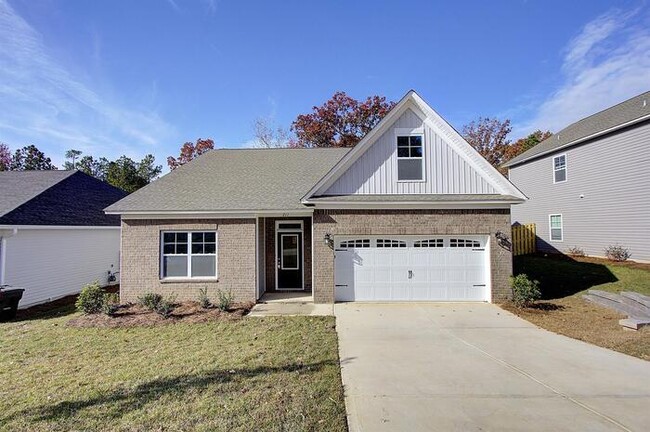 Building Photo - 211 Doolittle Dr