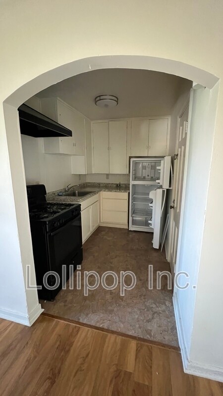 Foto del edificio - 3821 Woodleigh St