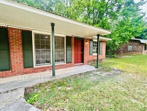 Building Photo - 1235 Kings Mountain Ct