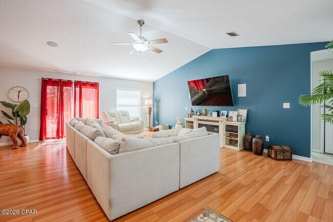 Building Photo - 6224 Seminole Dr