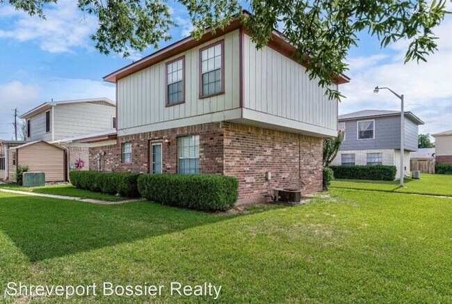 Building Photo - 2 br, 2 bath House - 125 Carriage Square Dr