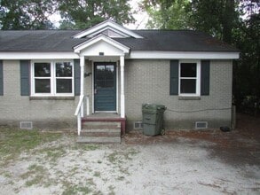 Building Photo - 207 Montreat St
