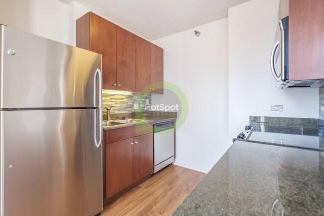 Foto del edificio - 528 N Kingsbury St