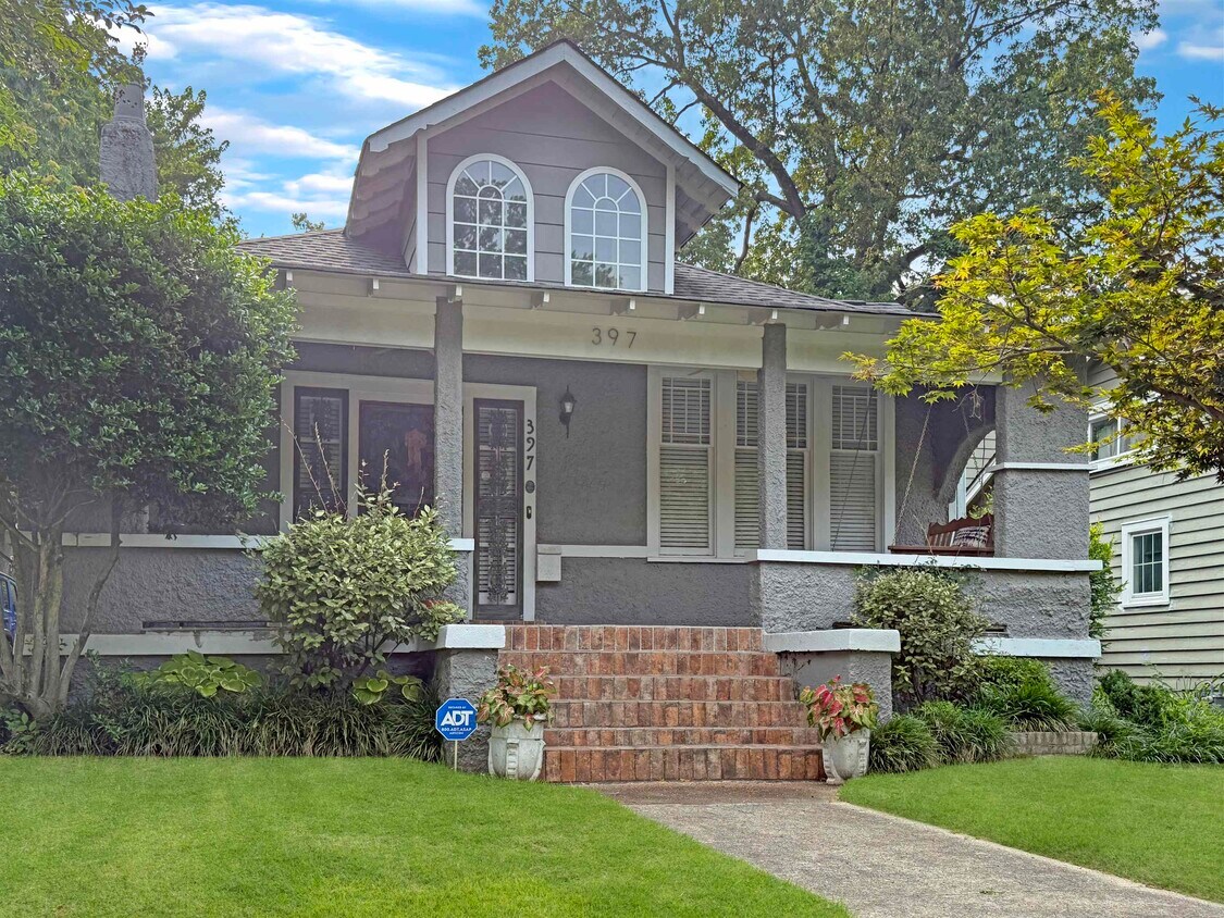 Foto principal - 397 N Avalon St