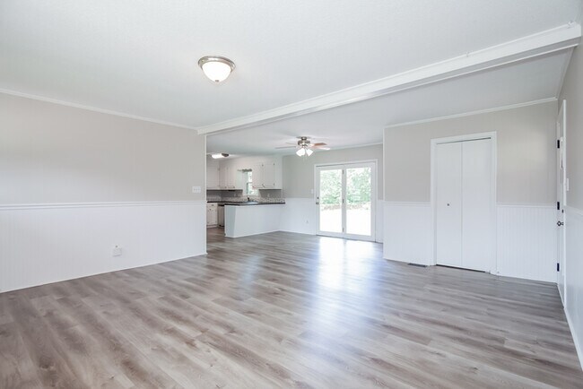 Foto del edificio - Welcoming 3 Bedroom in Bessemer City!