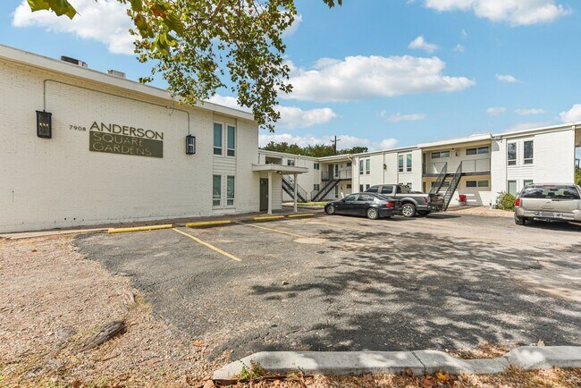 Building Photo - 7908 Gault St