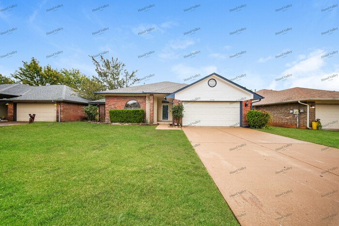 Photo - 1708 Yosemite Pl (Edmond, OK)