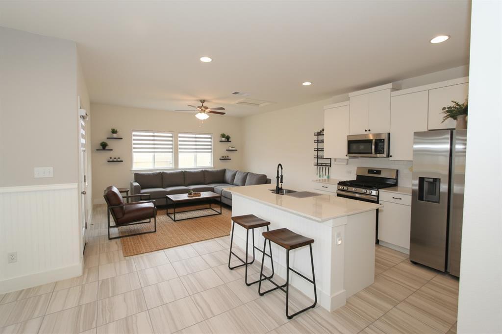 Foto principal - 131 Furlong Dr