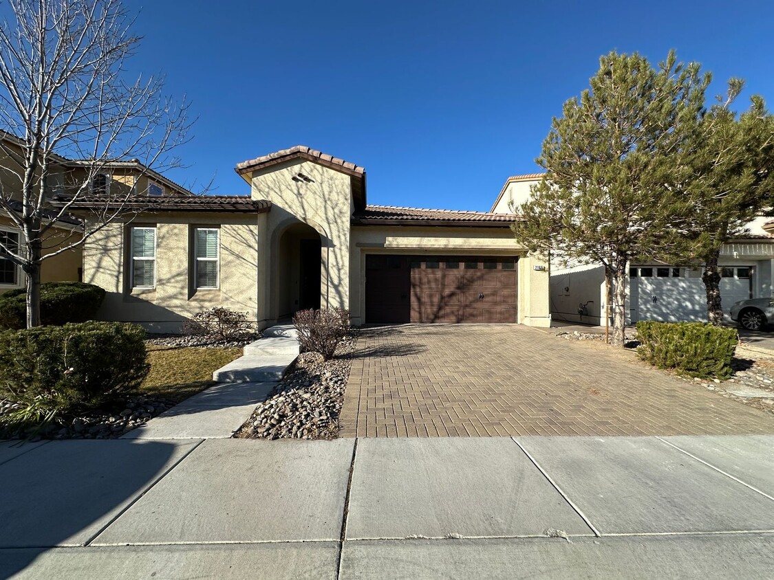 Primary Photo - Beautiful home in South Meadows