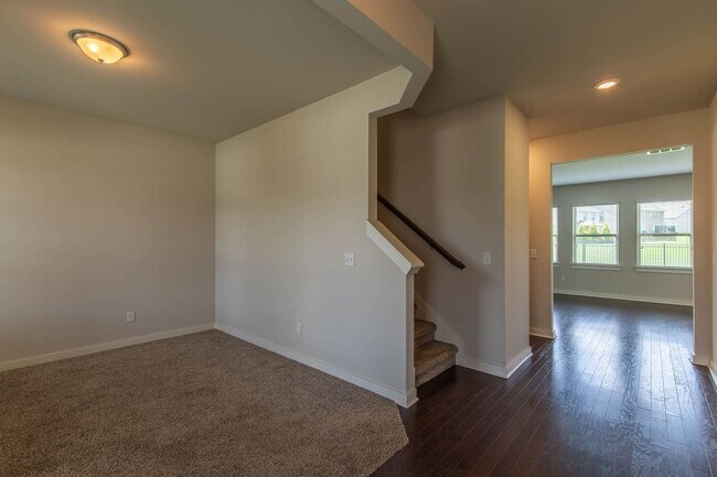 Building Photo - Freshly Updated 4-Bedroom Home with Loft &...