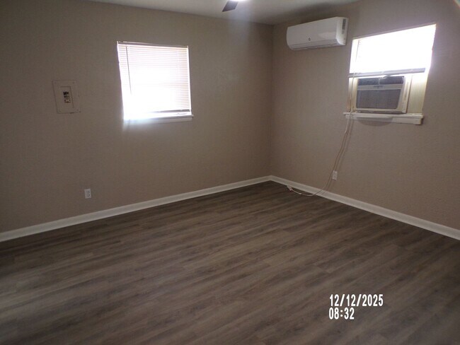 Foto del edificio - 1803 NW 14th St