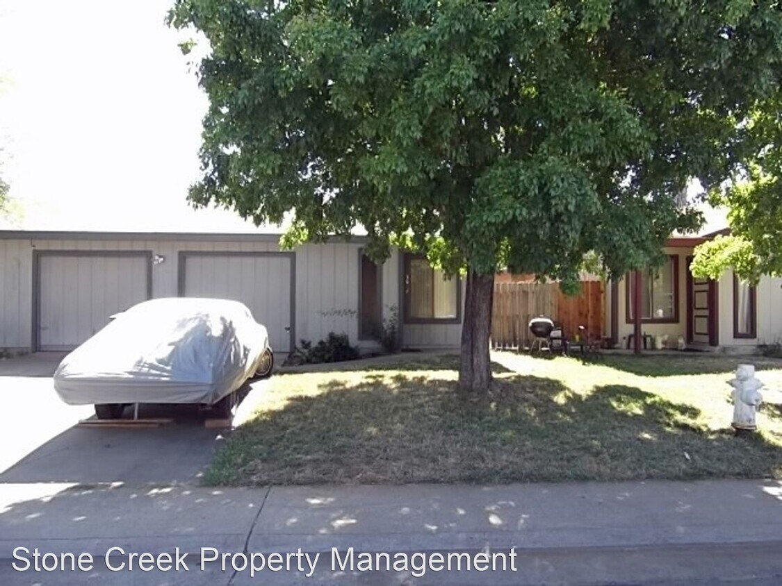 Primary Photo - 2 br, 1 bath House - 3021 Blue Star Ct.