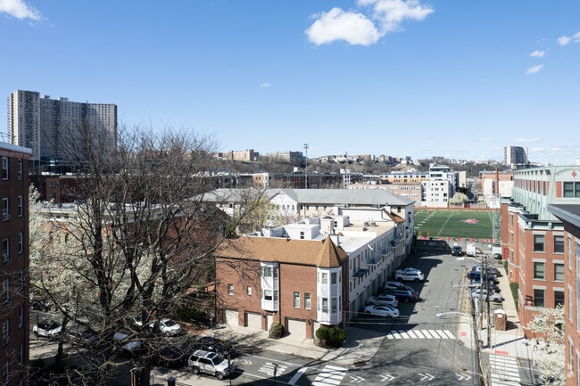Aerial Photo - 456 9th St