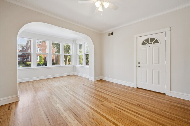 Foto del edificio - 4847 W Hutchinson St
