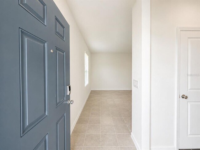 Foto del edificio - 5671 Nispero Wy