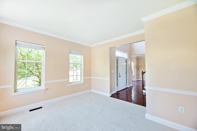 Building Photo - 2105 Eastport Way