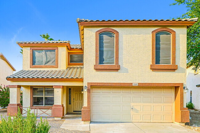 Building Photo - 9309 E Oro Ave