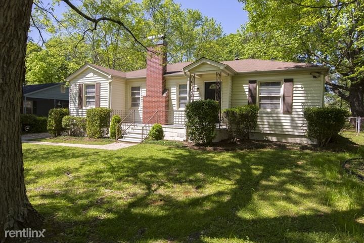 Primary Photo - 3 br, 1 bath House - 713 Meadowbrook Drive