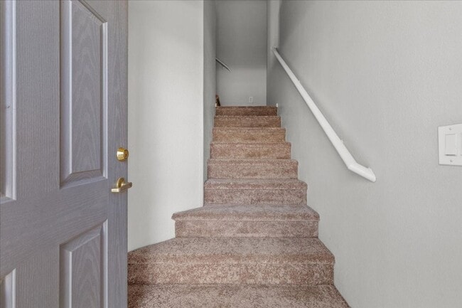 Building Photo - 6592 Strolling Plains Ln