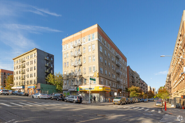 Foto del edificio - 2296 Amsterdam Ave