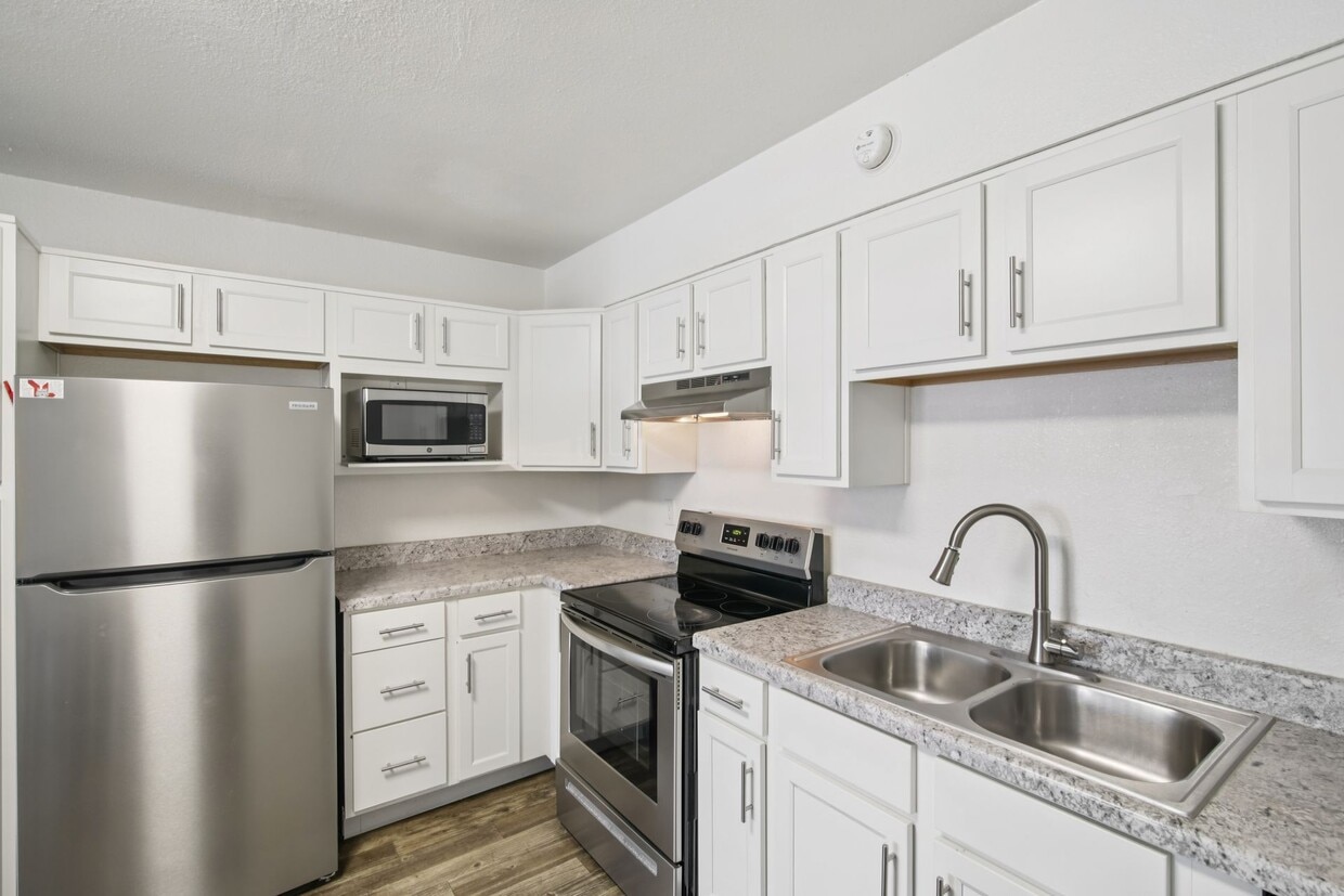 Stainless Steel Appliances Near the University of Arizona - The U at Park - Near The U of A