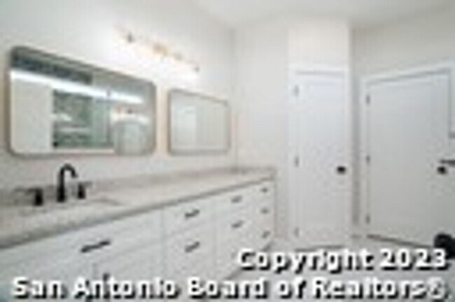 Foto del edificio - 343 Porter St