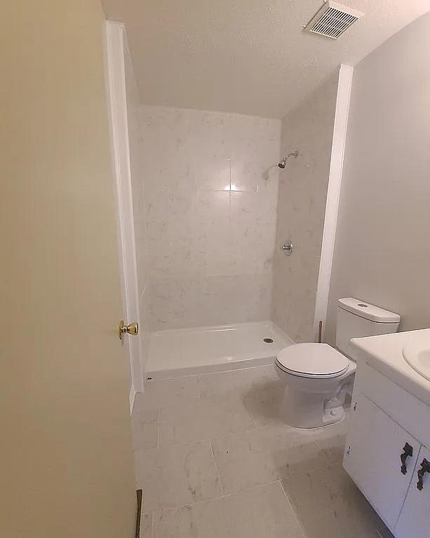 Building Photo - 110A Melanie Ln