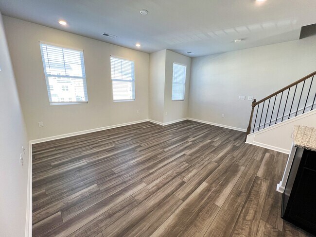 Building Photo - 2619 Chert Ln