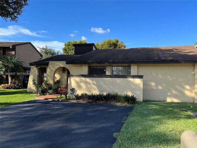 Foto del edificio - 12713 SW 70th Ln