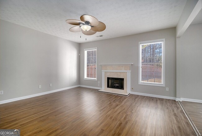 Building Photo - 1016 Maple Leaf Dr