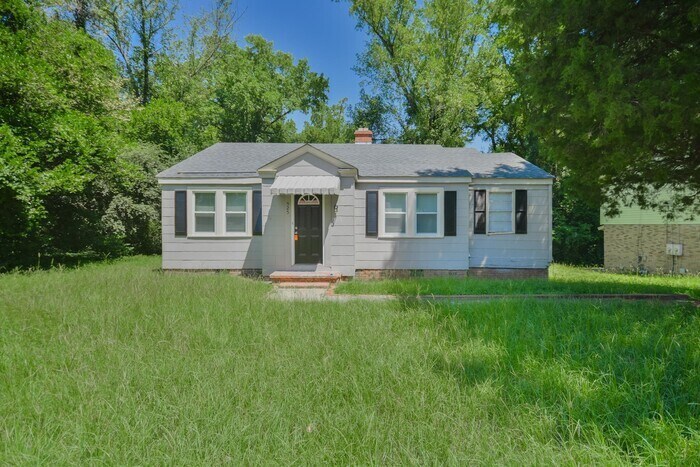 Primary Photo - 525 W Buena Vista Ave