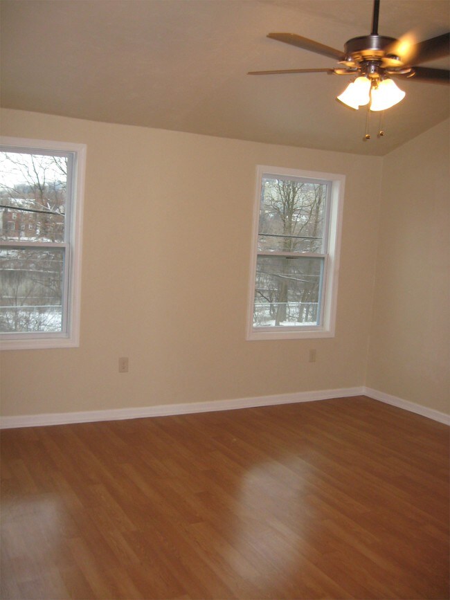 Building Photo - 5119 Cypress St